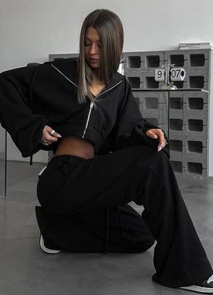 Костюм спортивний кльош