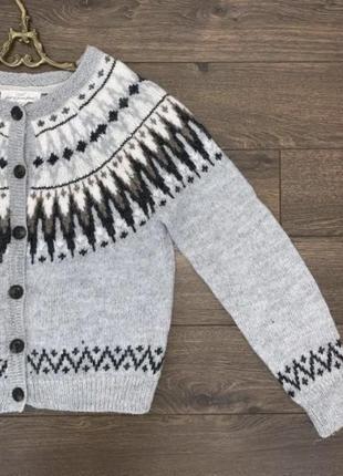 Крута стильна якісна тепла сіра кофта джемпер на ґудзиках та орнаментом  з вовни та альпаки s