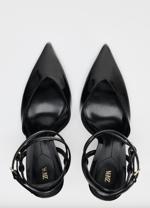 Изящные лакированные туфли на каблуке от zara