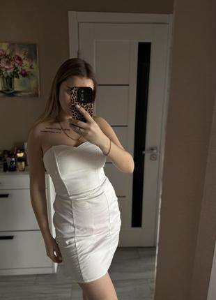 Платье корсетное