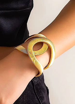 Браслет - манжет металлический женский золотистый