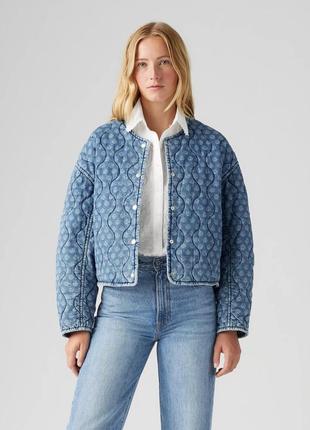 Стеганая куртка levis