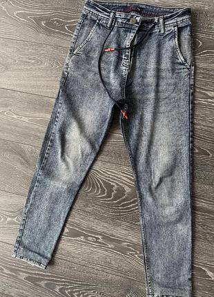 Мужские джинсы, базовые, темно-синие, идеальное состояние