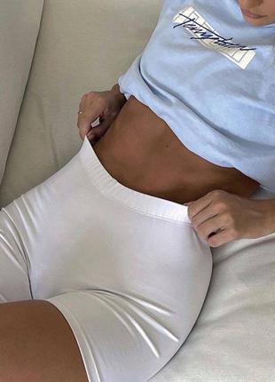 Спортивні міні шорти