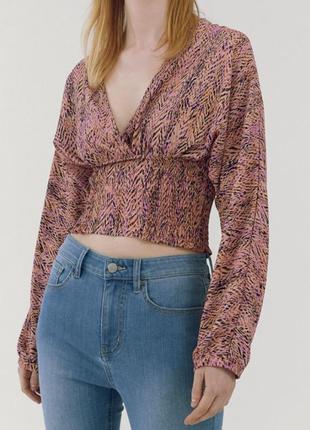 Очень красивая топ блуза zara с длинным рукавом!