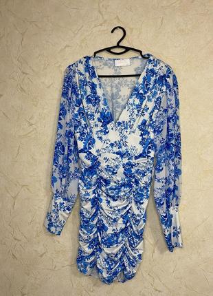 Платье итальянского бренда