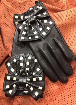 Перчатки женские без подкладки укороченные. размер 6,5"/18 см