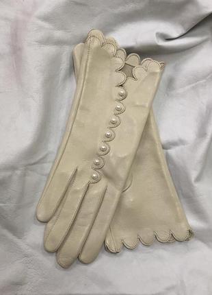 Елегантні жіночі шкіряні рукавички ьез підкладки. модель 966-0-5. колір беж