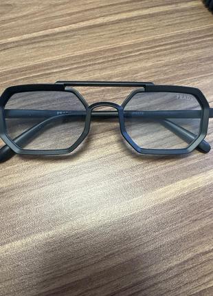 Легкие очки