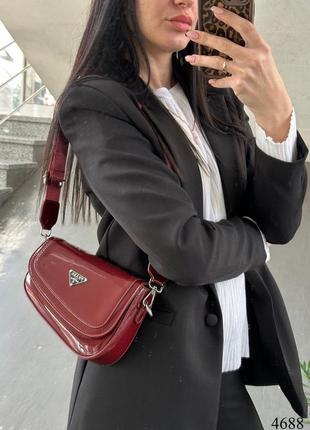 Сумочка бордовая лаковая туреченица женская