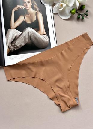 Тілесні безшовні трусики