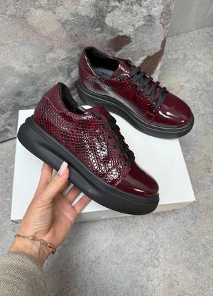 Кеды кожа лакированная бордо рептилия