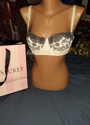 Victorias secret фирменний бюст оригинал из сша.