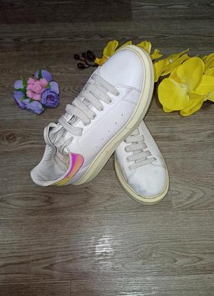 Фірмові кросівки!!!