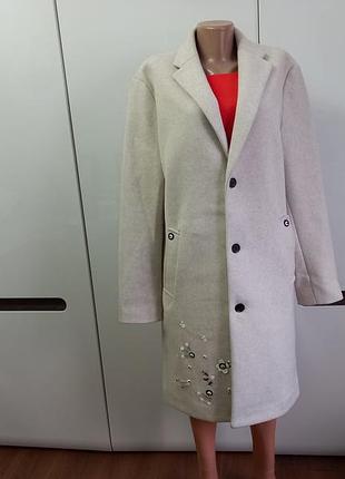 Zara р. м 46 демісезонне пальто кардиган молочного кольору іспанія