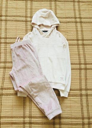 10-11 років, 146 зріст marks&spencer брендовий велюровий спортивний костюм. худі і штаніки- джогери,