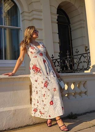 Хлопковое платье с вышивкой