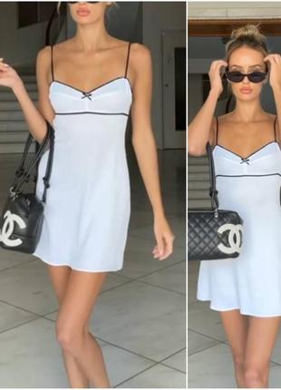 Zara неймовірна сатинова сукня в білизняному стилі