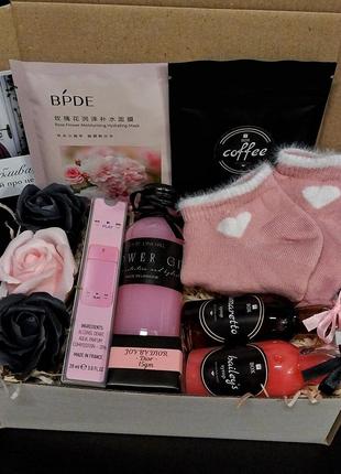 Подарунок дівчині, подарунковий набір косметики, подарок девушке, подарочный набор