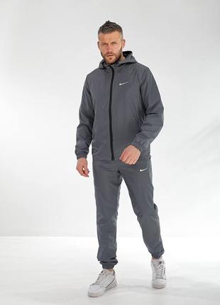 Костюм з плащівки nike спортивний сірий плащівка чоловічий