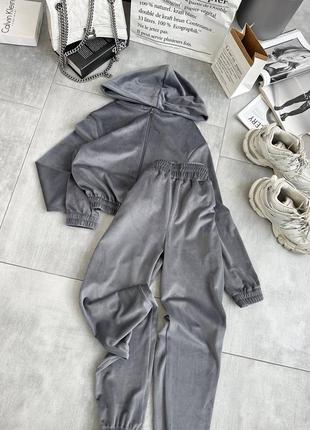 Костюм велюровый4 фото