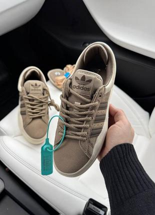 Кроссовки blauvelt adidas campus x bad bunny brown beige4 фото
