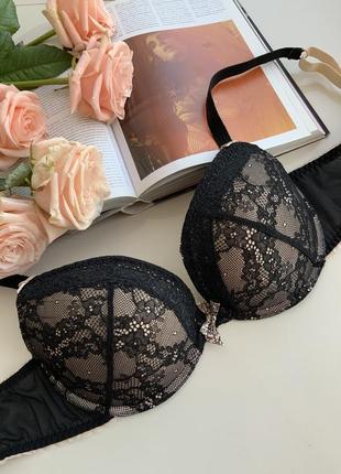 M&s бюст з мереживом