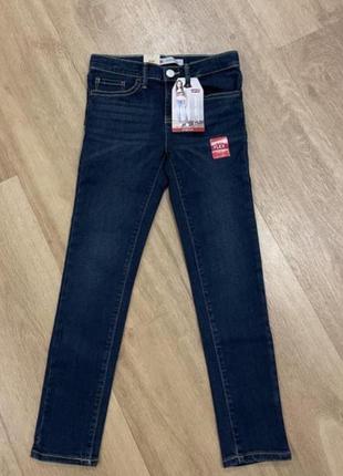 Нові джинси levi's 7 років