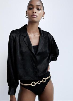 Жіноча блузка вкорочена сатинова чорна zara