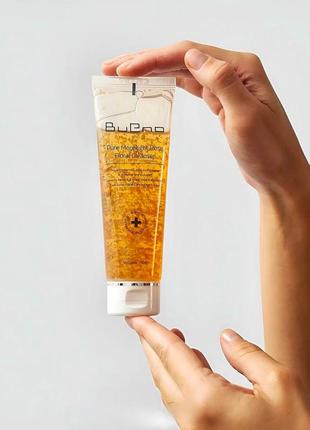 Гель bueno с лепестками роз