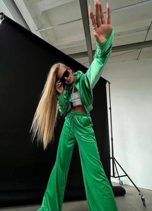 Спортивный велюровый костюм в цветах7 фото