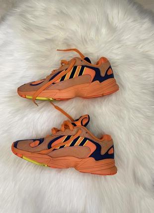 Кросівки  adidas yung originals