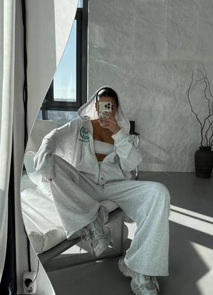 Спортивный костюм3 фото