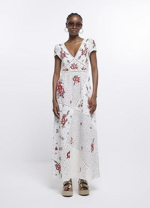 Легкое платье с вышивкой на лето