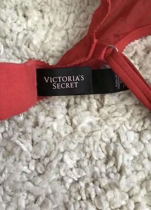 Бюстгальтер victoria secret со стразами3 фото