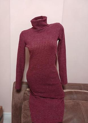 Теплое платье размер 46