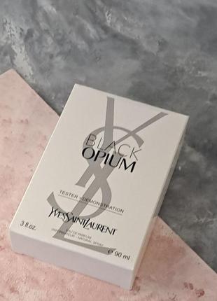 Yves sant lauren black opium tester