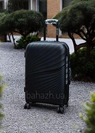 Валіза поліпропілен 100% польський бренд wings