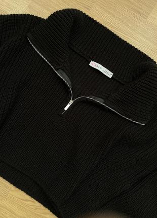 Свитер укороченный