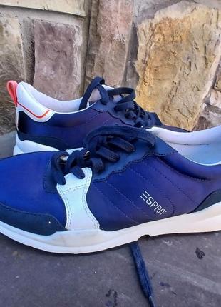 Женские кроссовки esprit.