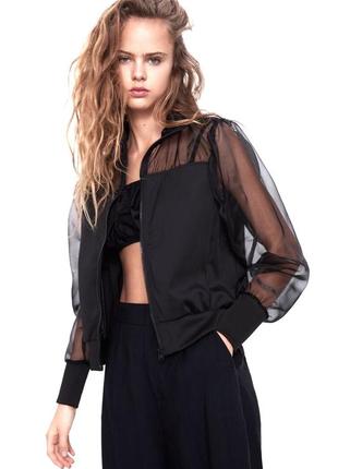 Стильний бомбер zara xs