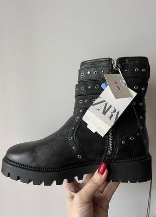 Черевики zara