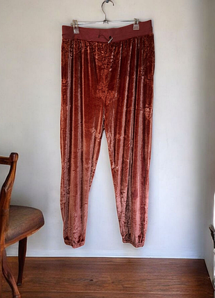 Нові жіночі велюрові штани