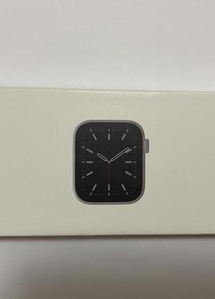 Стильные смарт-часы 44 mm