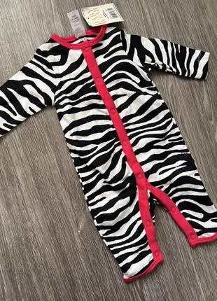 Чоловічок на дівчинку