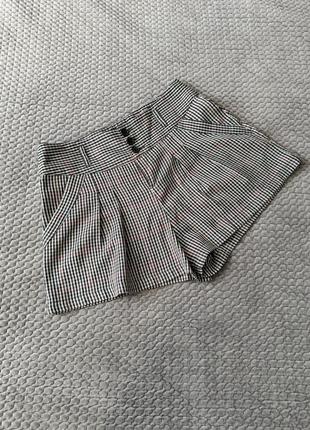 Женские шорты