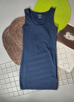 Темно-синя подовжена майка