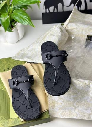 Шльопанці люкс класу