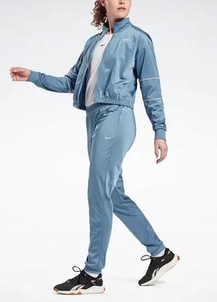Оригінальний жіночий костюм reebok dres vintage gs9359
