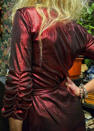 Платье на запах из жатой ткани с люрексом shein мини короткое асимметричное пояс4 фото